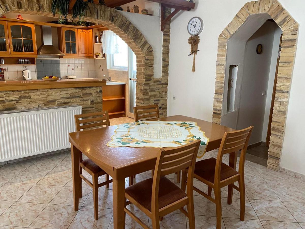 Villa Theo Marathiás Exteriér fotografie