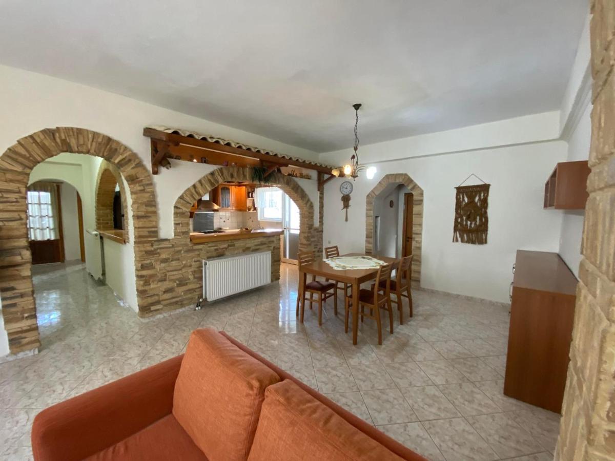 Villa Theo Marathiás Exteriér fotografie
