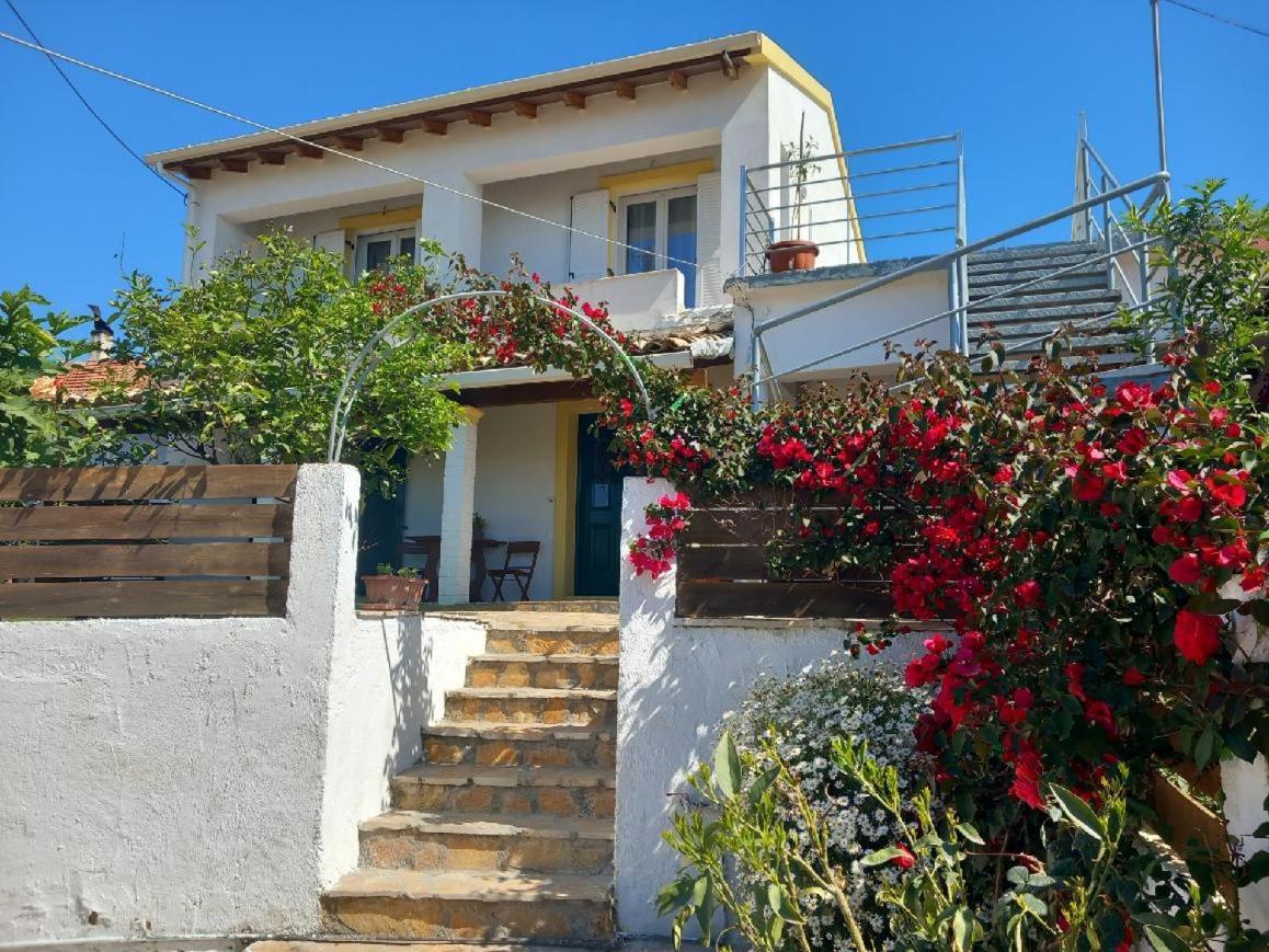 Villa Theo Marathiás Exteriér fotografie